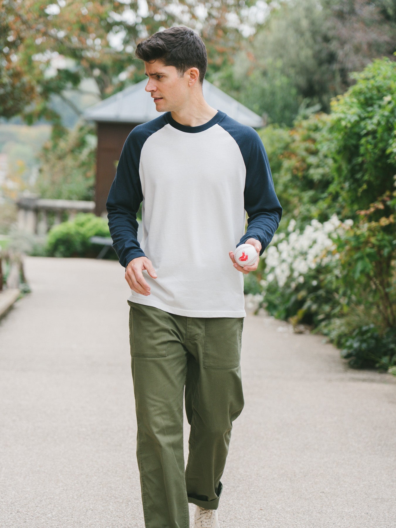 Pétrone T-shirt manches courtes coton bio tencel blanc crème homme#couleur_raglan-blanc-crème---bleu-marine