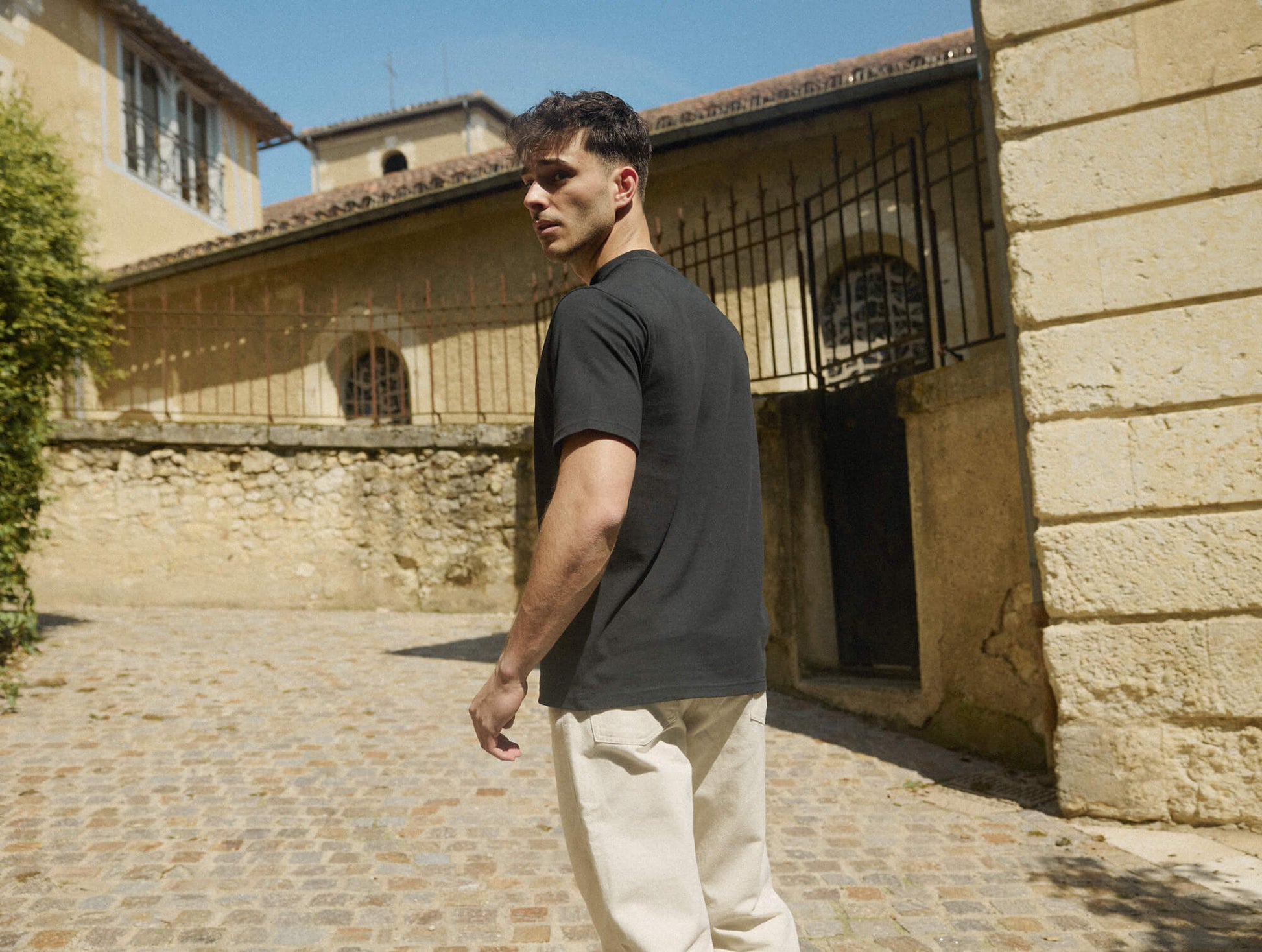 Pétrone T-shirt manches courtes coton bio tencel noir homme#couleur_noir