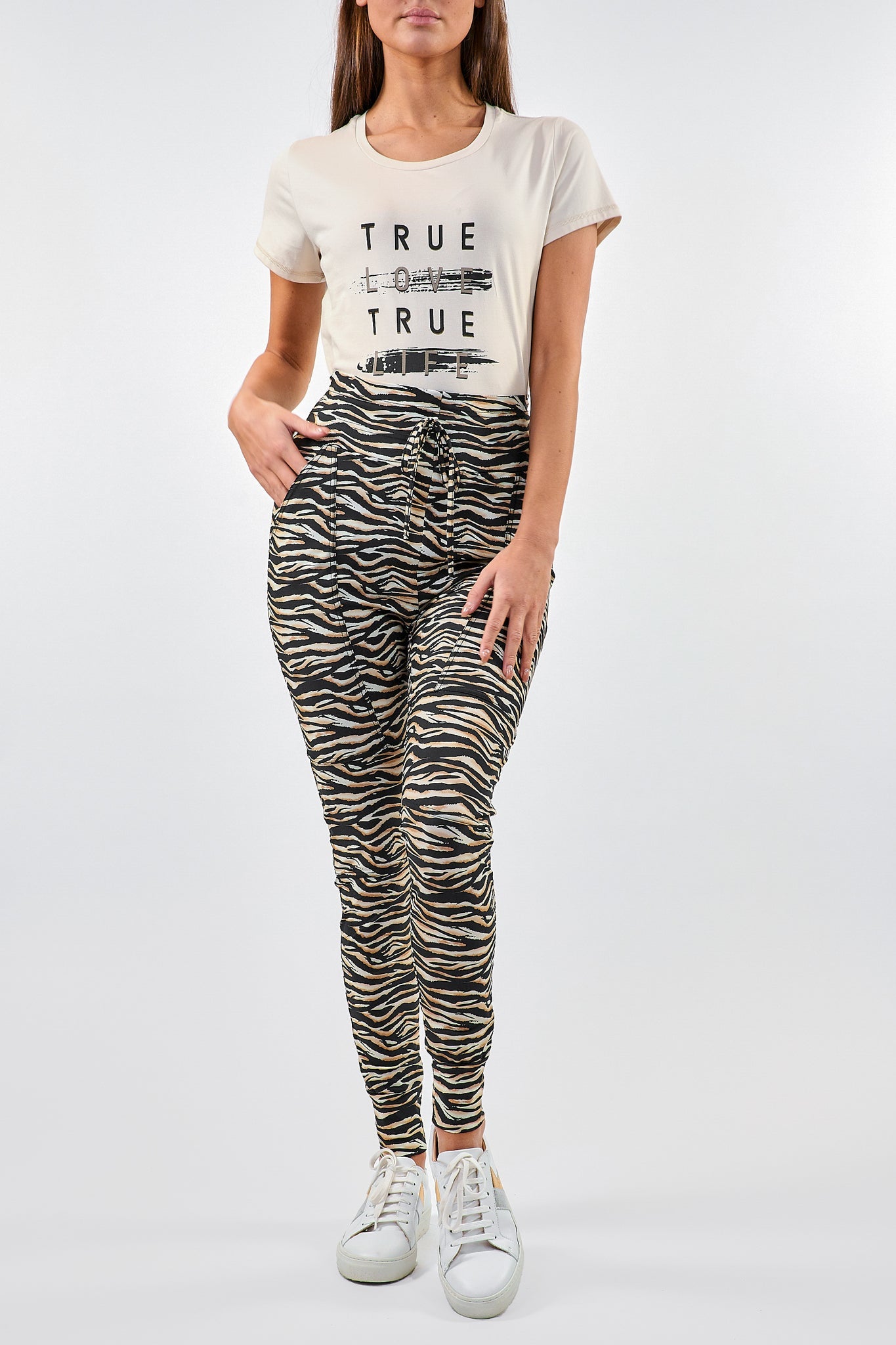 Dafne T-shirt